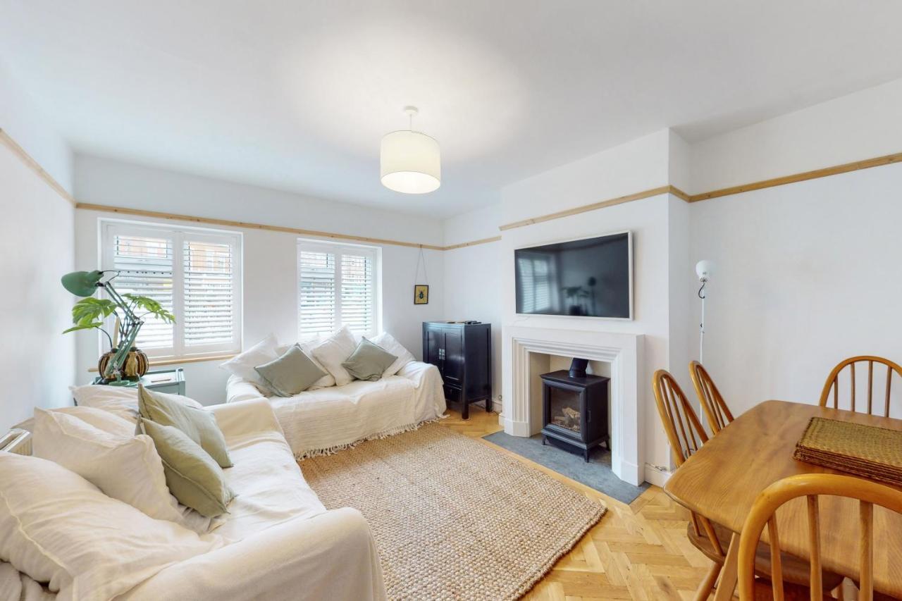 Appartamento Stunning 2 Bed Flat In Richmond Saint Saint Kew Esterno foto